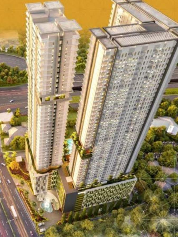Bess Mansion Hotel Surabaya Wonotjolo Zewnętrze zdjęcie