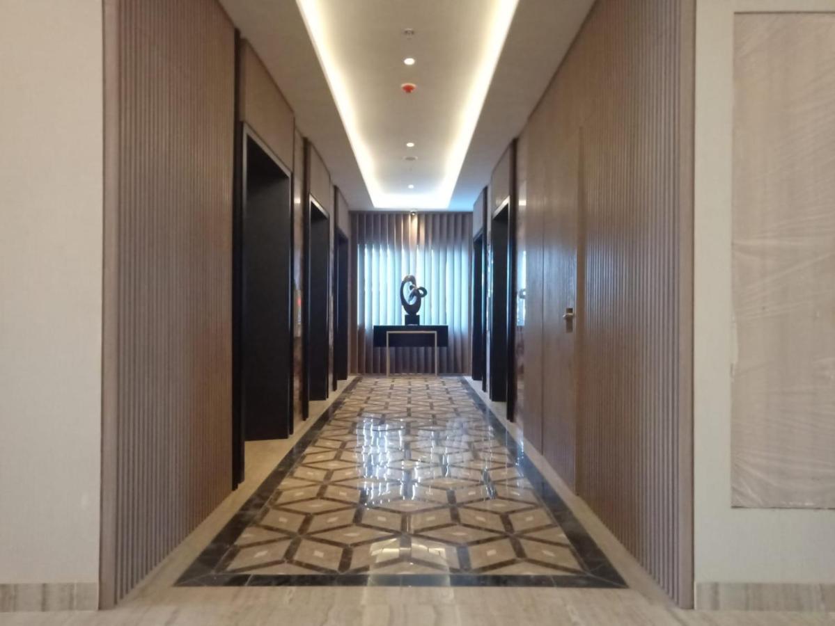 Bess Mansion Hotel Surabaya Wonotjolo Zewnętrze zdjęcie
