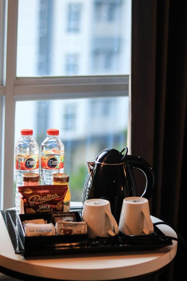 Bess Mansion Hotel Surabaya Wonotjolo Zewnętrze zdjęcie